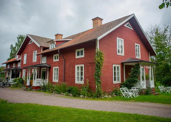 Fridhem Vandrarhem/Hostel